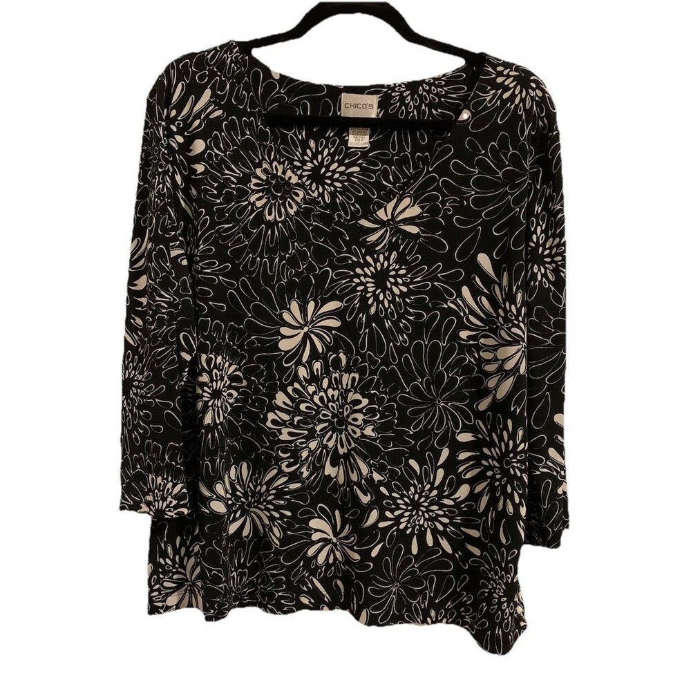 Chicos Size 2 Top Womens Large Black White Floral Stretch V Neck 3/4 Sleeve